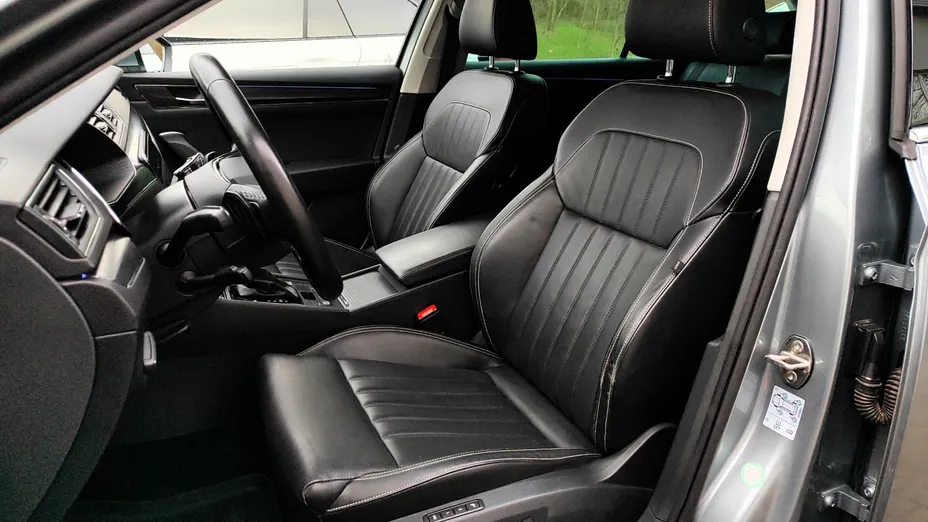 SKODA Superb Superb 2.0 TDI SCR Style DSG