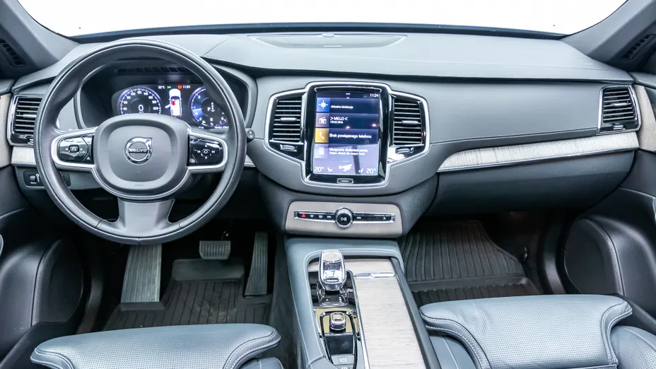 VOLVO XC90 XC90 B5 D AWD R-Design 7os aut