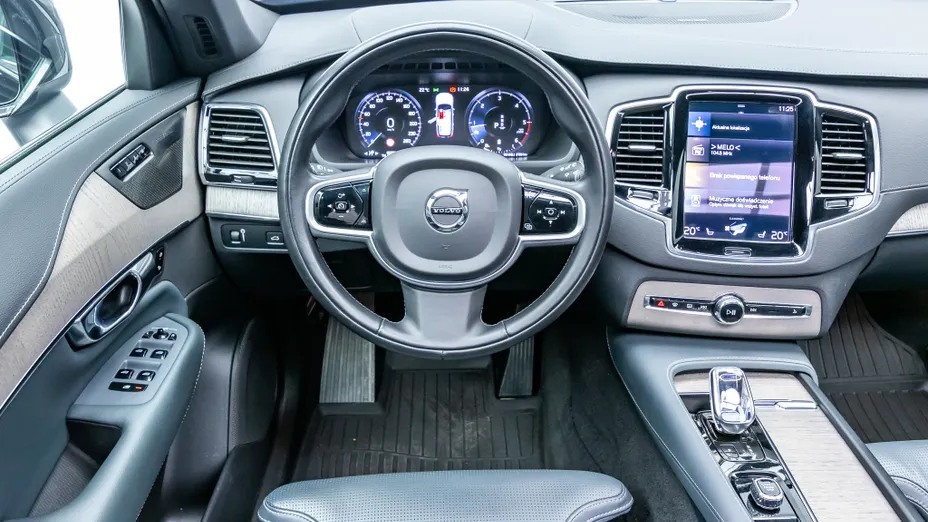 VOLVO XC90 XC90 B5 D AWD R-Design 7os aut