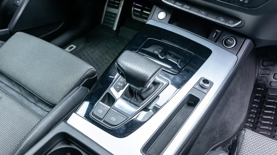 AUDI Q5 Q5 40 TDI mHEV Quattro S Line S tronic