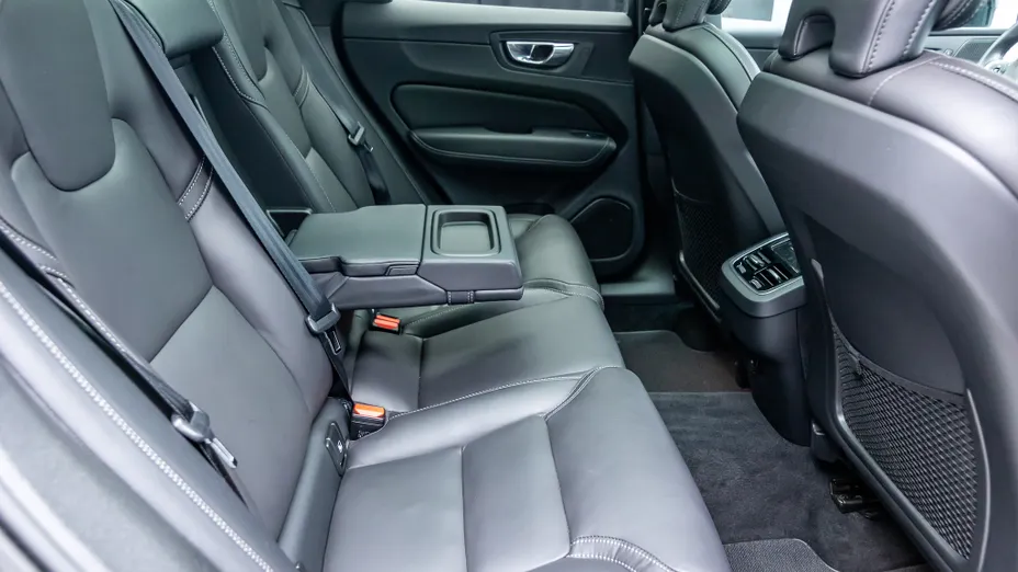 VOLVO XC60 XC60 B4 D Inscription aut
