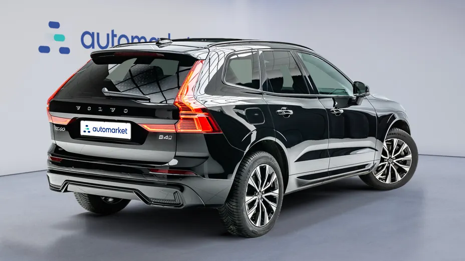 VOLVO XC60 XC60 B4 D Plus Dark aut