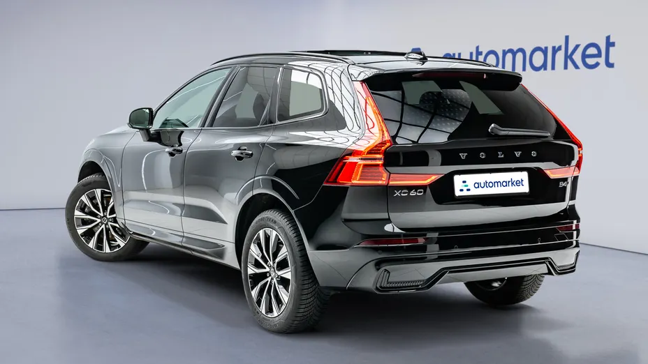 VOLVO XC60 XC60 B4 D Plus Dark aut
