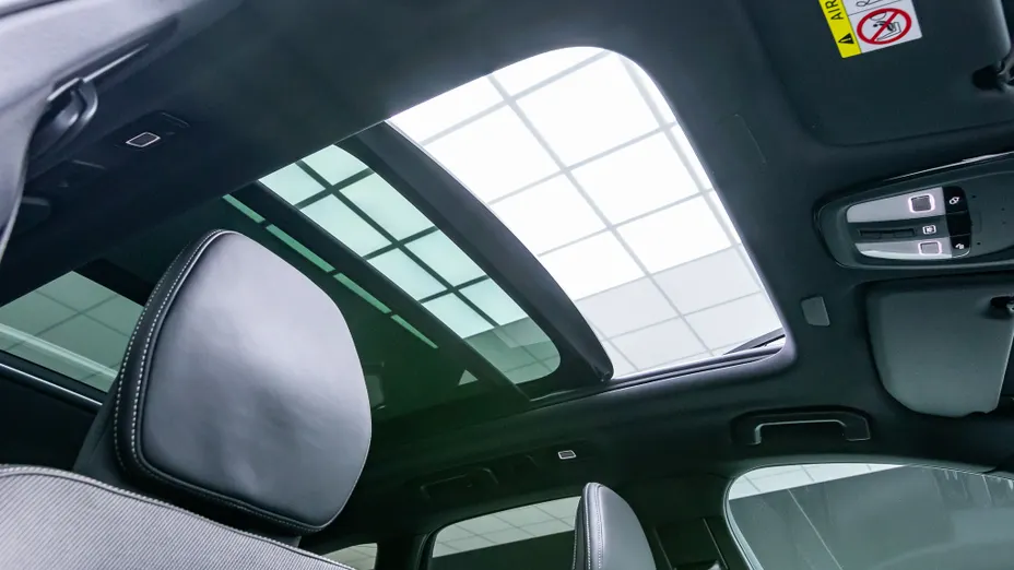VOLVO XC60 XC60 B4 D Plus Dark aut