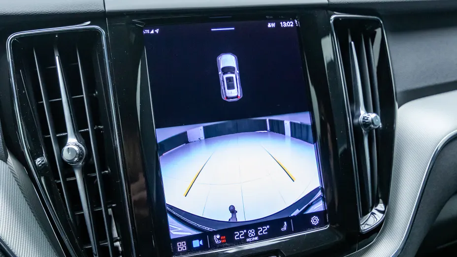 VOLVO XC60 XC60 B4 D Plus Dark aut