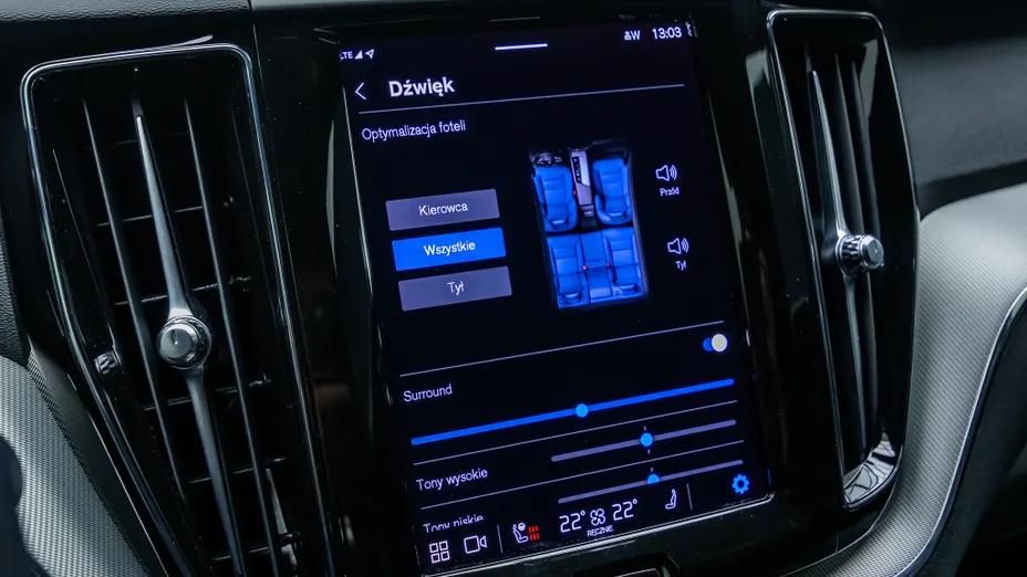 VOLVO XC60 XC60 B4 D Plus Dark aut