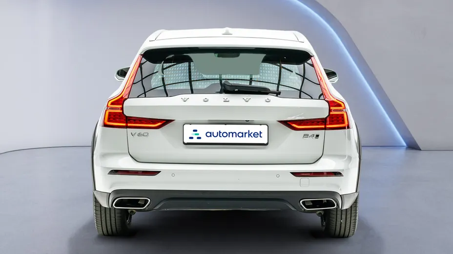 VOLVO V60 V60 CC B4 D AWD aut
