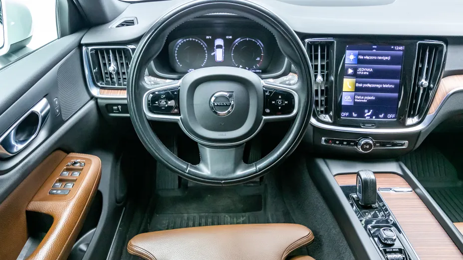 VOLVO V60 V60 CC B4 D AWD aut