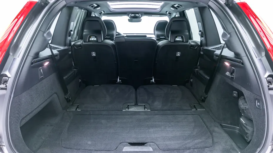 VOLVO XC90 XC90 B5 D AWD Plus Dark 7os aut