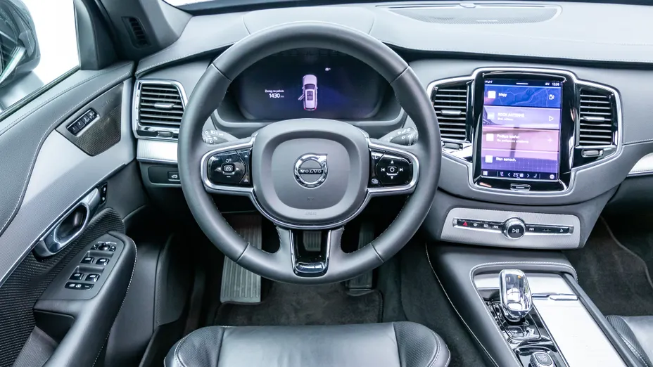 VOLVO XC90 XC90 B5 D AWD Plus Dark 7os aut