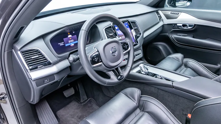 VOLVO XC90 XC90 B5 D AWD Plus Dark 7os aut