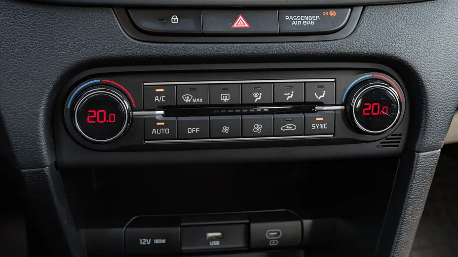 KIA Cee'd Ceed 1.5 T-GDI M DCT