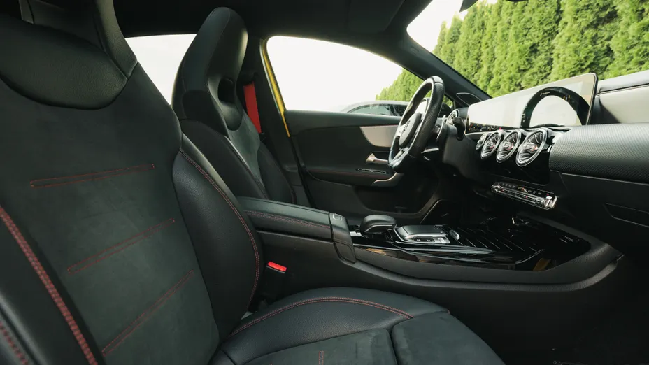 MERCEDES-BENZ A Klasa A 35 AMG 4-Matic 7G-DCT