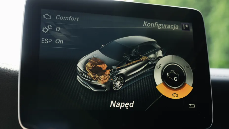 MERCEDES-BENZ A Klasa AMG A 45 4-Matic