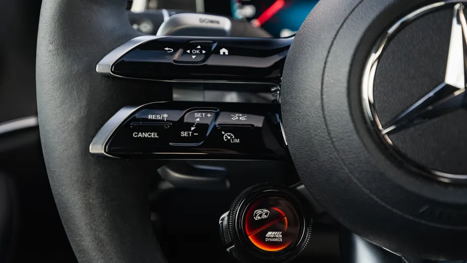 MERCEDES-BENZ E Klasa AMG E 63 S 4-Matic+