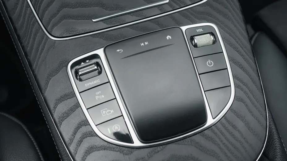 MERCEDES-BENZ E Klasa E 220 d AMG