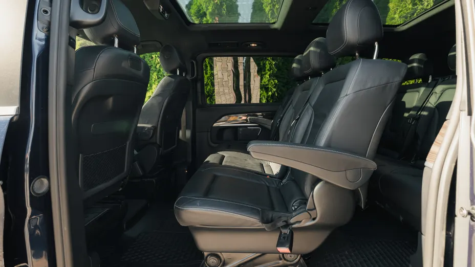 MERCEDES-BENZ V Klasa V 300 d 4-Matic Avantgarde 9G-Tronic (długi)