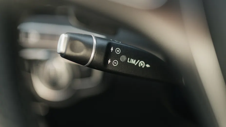 MERCEDES-BENZ V Klasa V 300 d 4-Matic Avantgarde 9G-Tronic (długi)