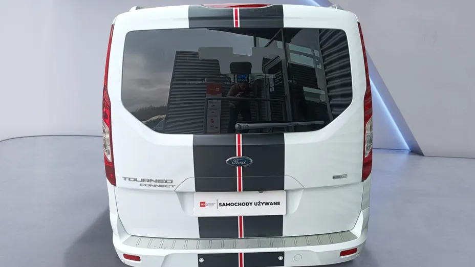 FORD Tourneo Connect Gr. Tourneo Connect 1.5 TDCi Titanium PowerShift