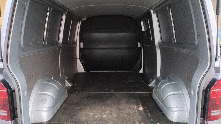 VOLKSWAGEN Transporter Transporter T6.1 TDI L2H1