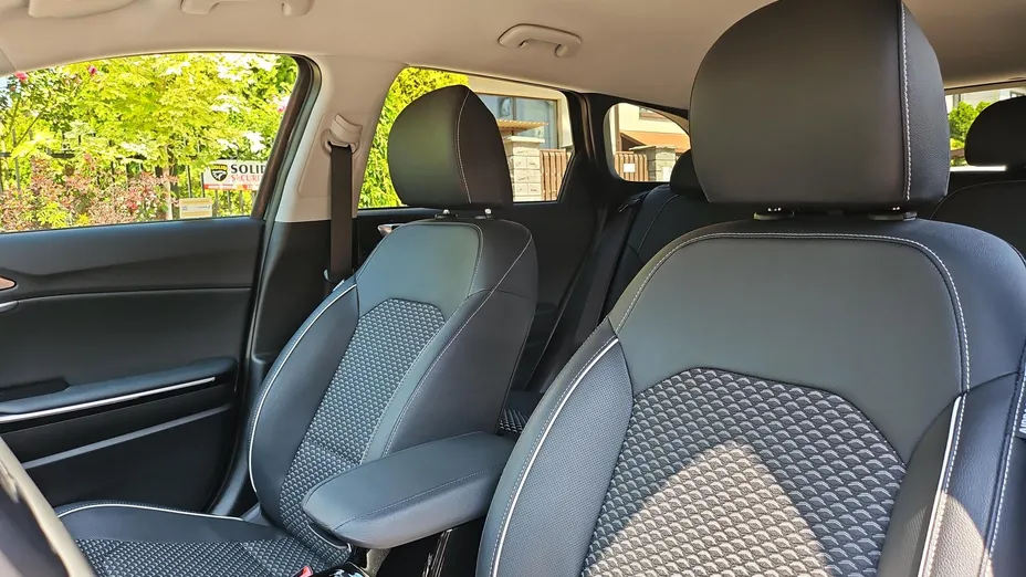 KIA Cee'd Ceed 1.6 GDI PHEV Business Line DCT