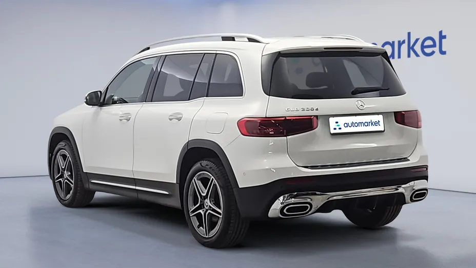MERCEDES-BENZ GLB GLB 200 d AMG Line 8G-DCT
