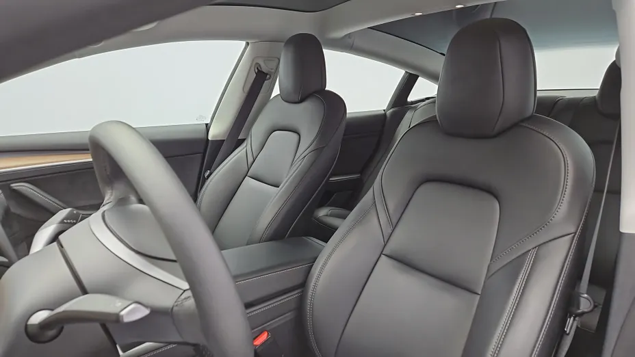 TESLA Model 3 3 Long Range RWD