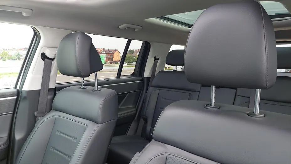 HYUNDAI Santa Fe Santa Fe 1.6 T-GDI HEV Platinum 4WD aut 7os. Nowy