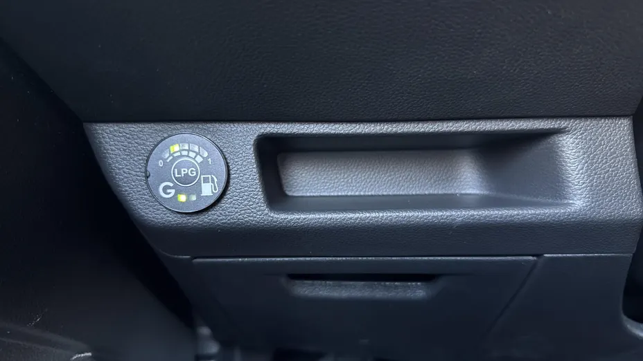 RENAULT Clio Clio 1.0 TCe Techno LPG