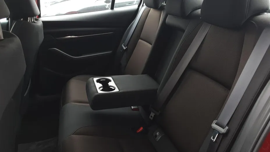 MAZDA 3 3 2.0 mHEV Exclusive Line