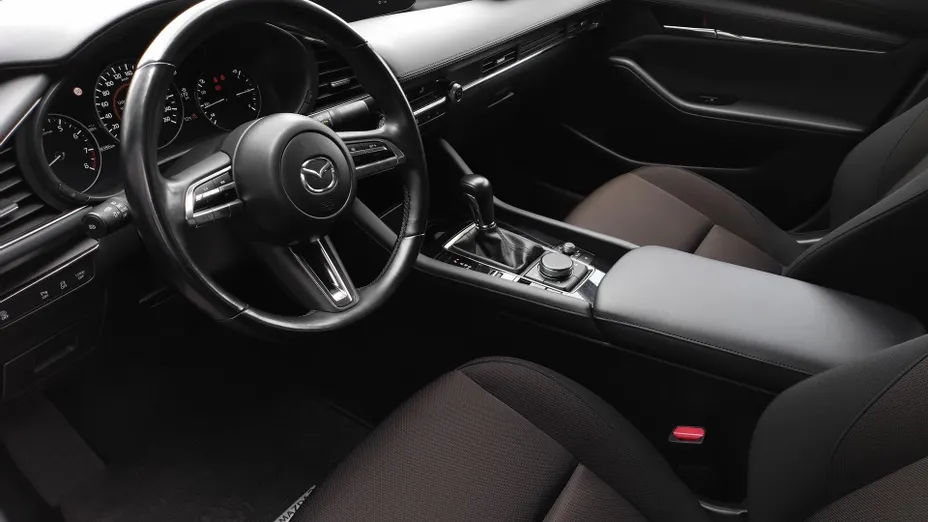 MAZDA 3 3 2.0 mHEV Kanjo aut