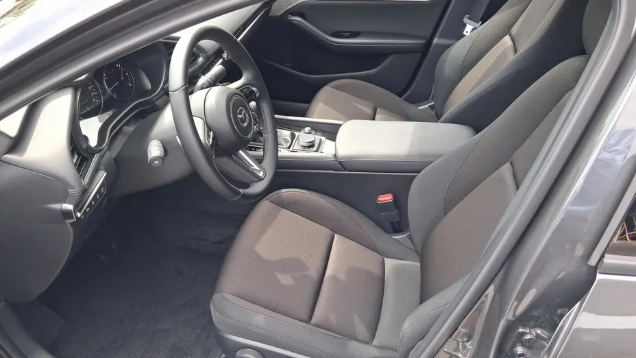 MAZDA 3 3 2.0 mHEV Exclusive-Line