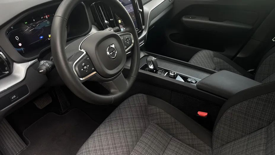 VOLVO XC60 XC60 B4 B Core aut