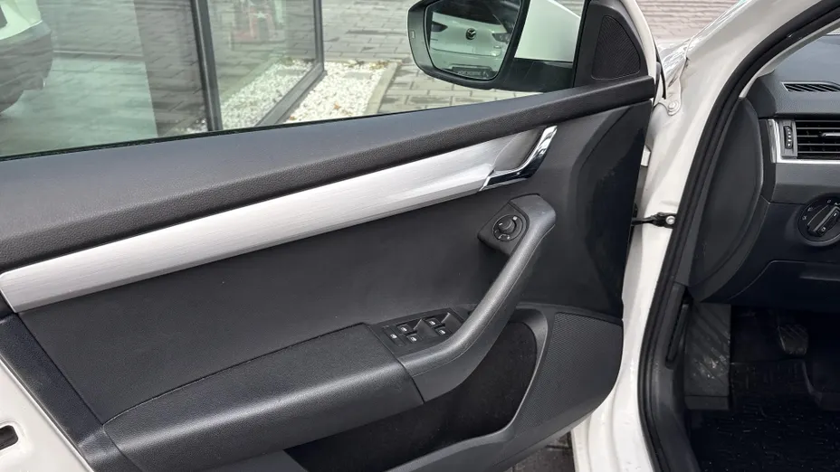 SKODA Octavia Octavia 1.6 TDI SCR Ambition