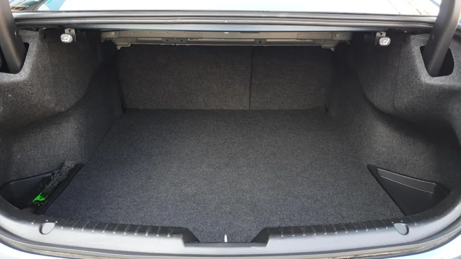 MAZDA 6 6 2.0 Center-Line aut