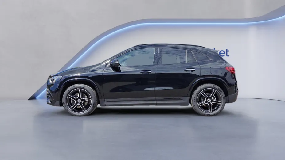 MERCEDES-BENZ GLA GLA 200 d AMG Line 8G-DCT Nowy