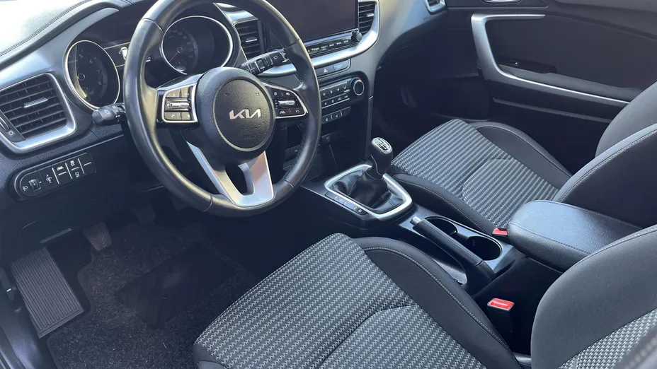 KIA Cee'd Ceed 1.5 T-GDI M