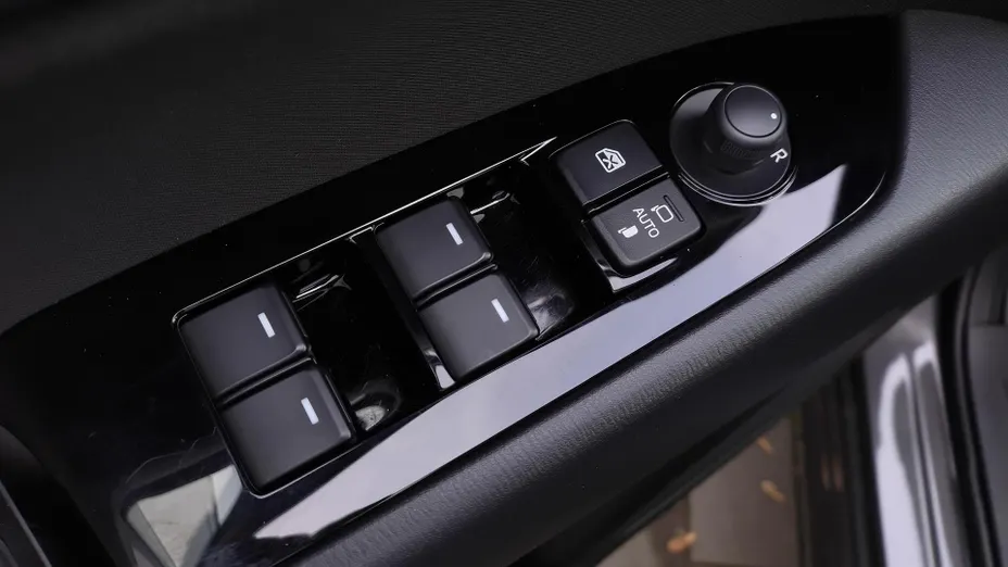 MAZDA CX-5 CX-5 2.0 Center-Line Plus 2WD aut