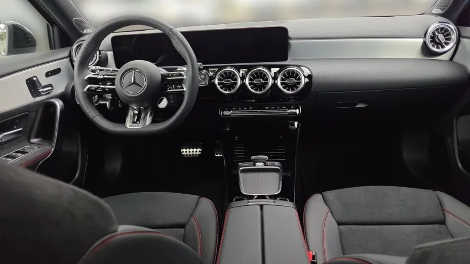 MERCEDES-BENZ A Klasa A 35 AMG 4-Matic 8G-DCT Nowy