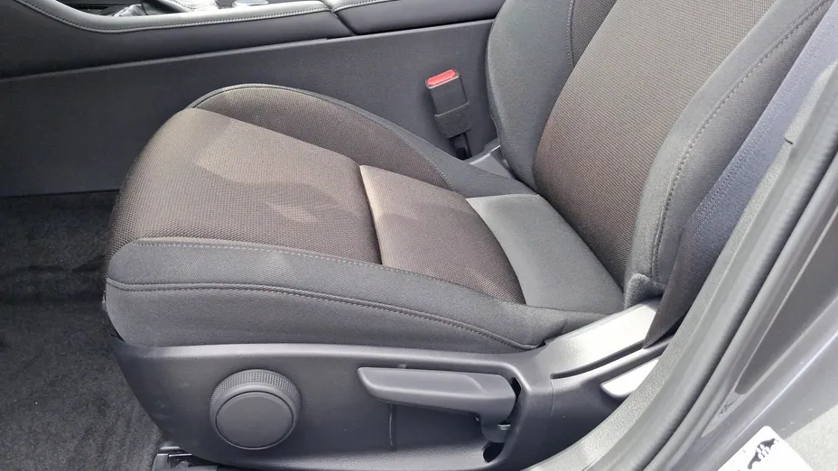 MAZDA 3 3 2.0 mHEV Exclusive-Line