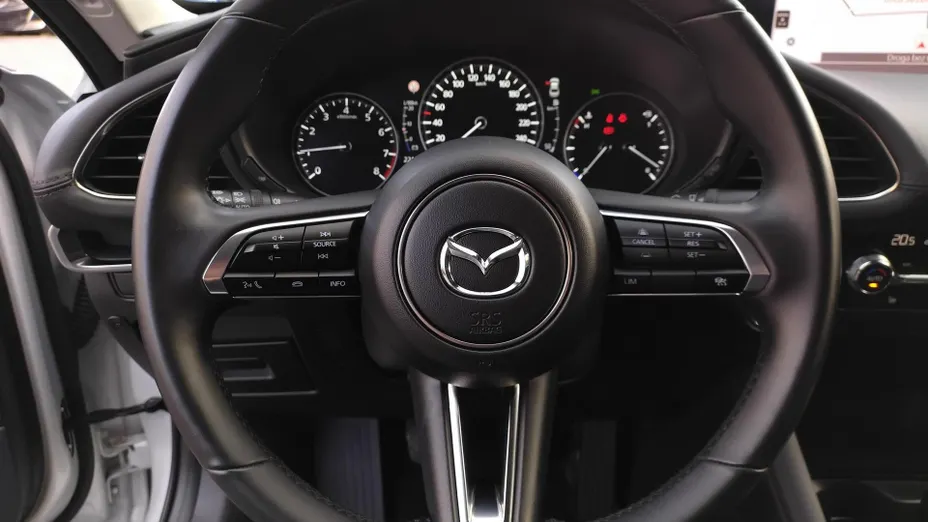 MAZDA 3 3 2.0 mHEV Exclusive Line