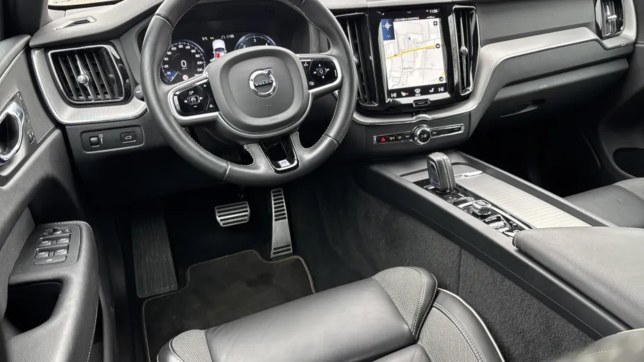 VOLVO XC60 XC60 B4 B R-Design aut