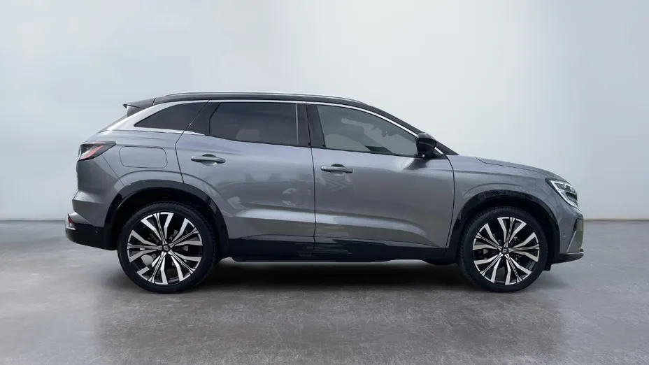 RENAULT Austral Austral 1.3 TCe mHEV Iconic aut