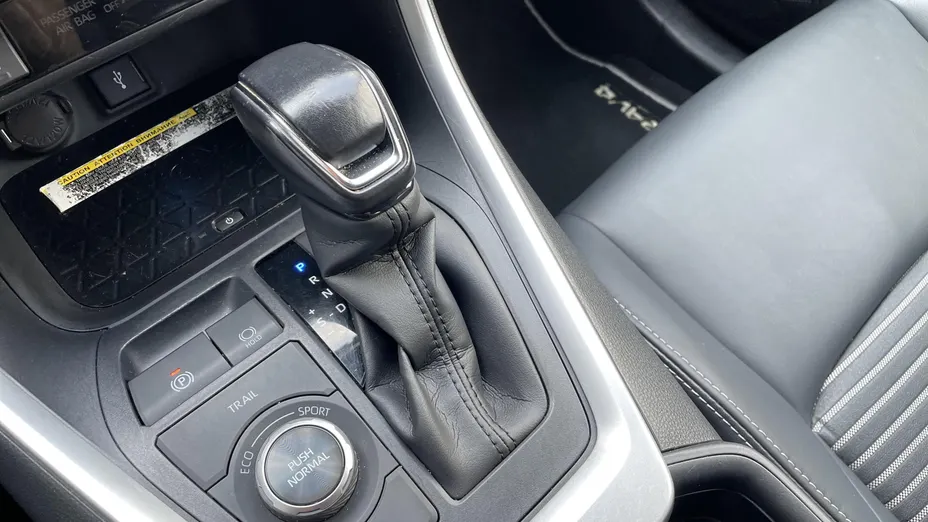 TOYOTA RAV4 RAV4 2.5 Hybrid Black Edition by JBL 4x4