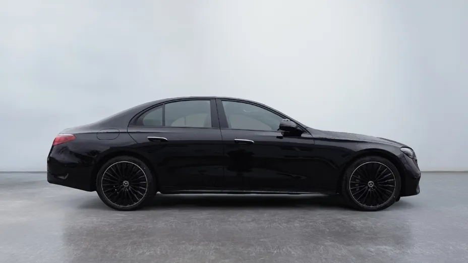 MERCEDES-BENZ E Klasa E 220 d mHEV 4-Matic AMG 9G-Tronic Nowy
