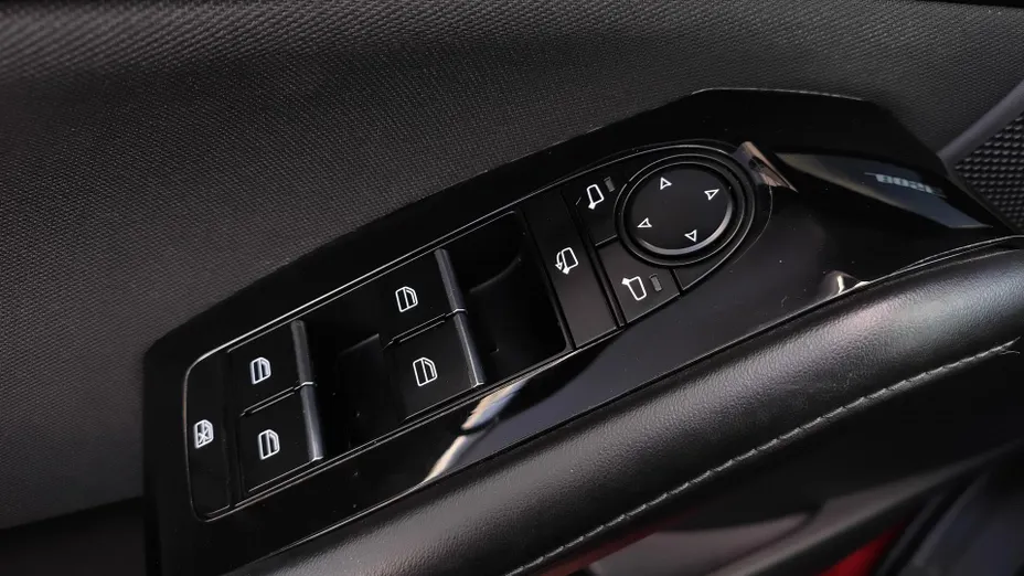 MAZDA CX-30 CX-30 2.0 mHEV Hikari 2WD