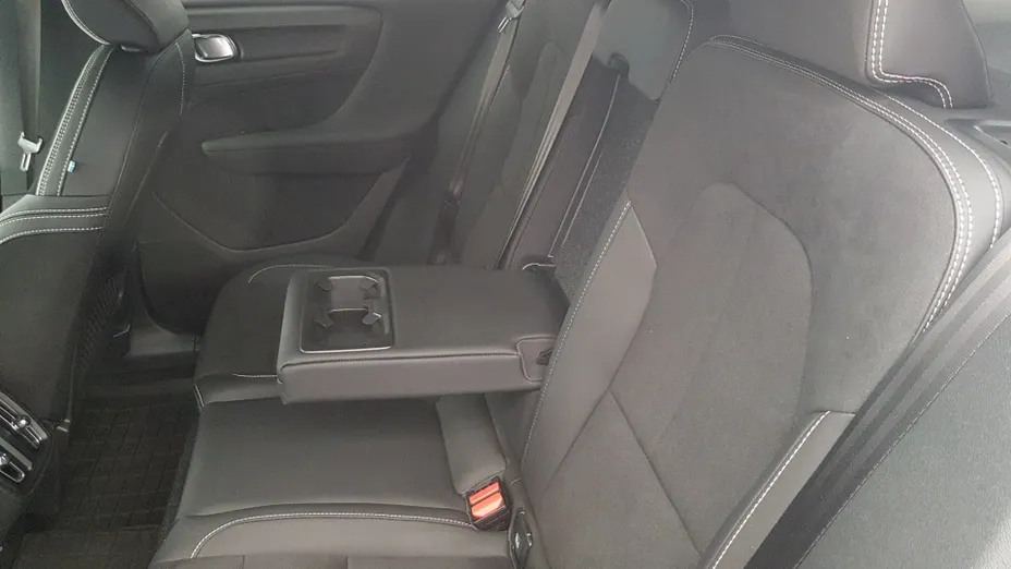 VOLVO XC40 XC40 B3 Plus Bright aut