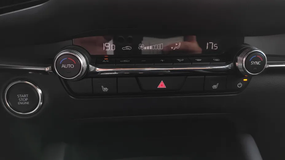 MAZDA 3 3 2.0 mHEV Exclusive Line