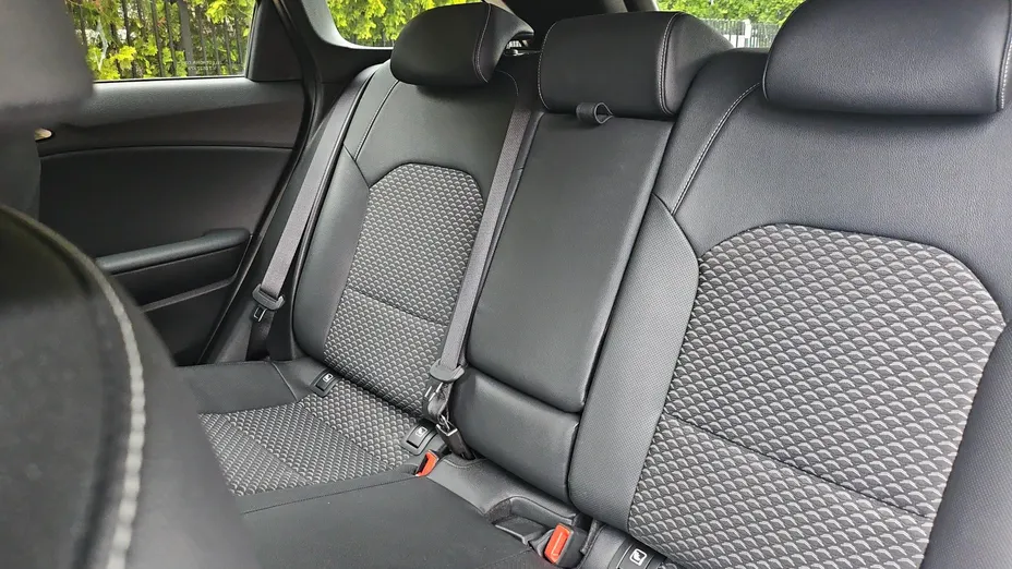 KIA Cee'd Ceed 1.6 GDI PHEV Business Line DCT