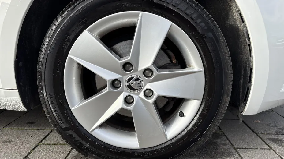 SKODA Octavia Octavia 1.6 TDI SCR Ambition